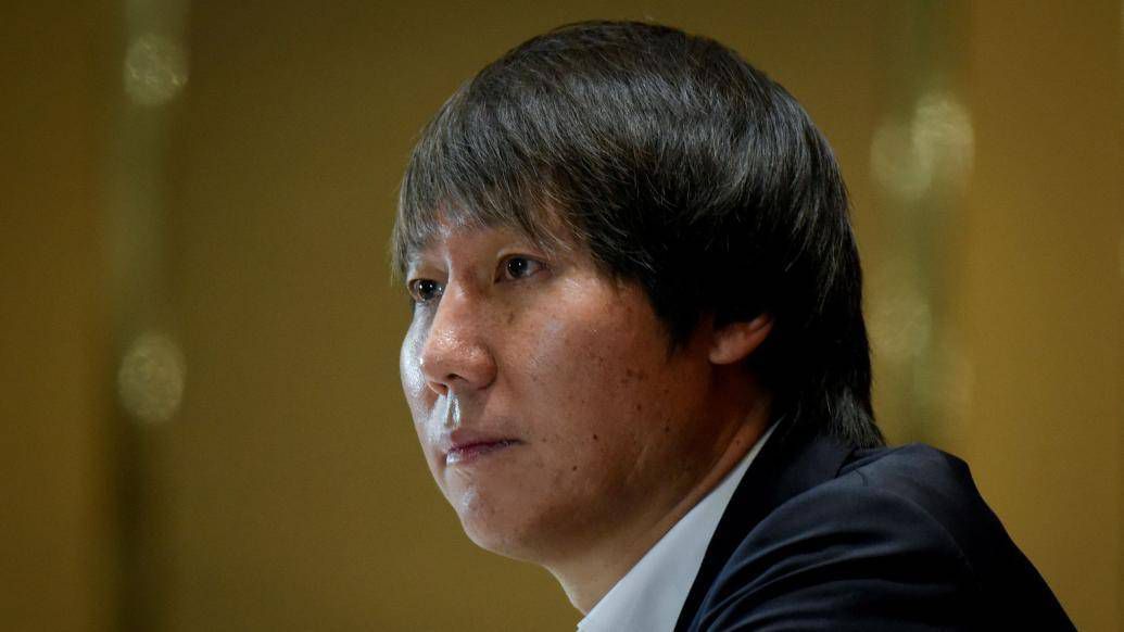 7月3日，据外媒报道，由;007丹尼尔;克雷格、;美国队长克里斯;埃文斯、迈克尔;珊农等重量级影星出演的犯罪惊悚片《利刃出鞘》发布了官方剧照